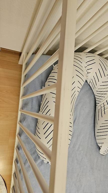 Letti: Babybett von IKEA mit Matratze  – Usato da Winterthur venduto da LorenaP01 1