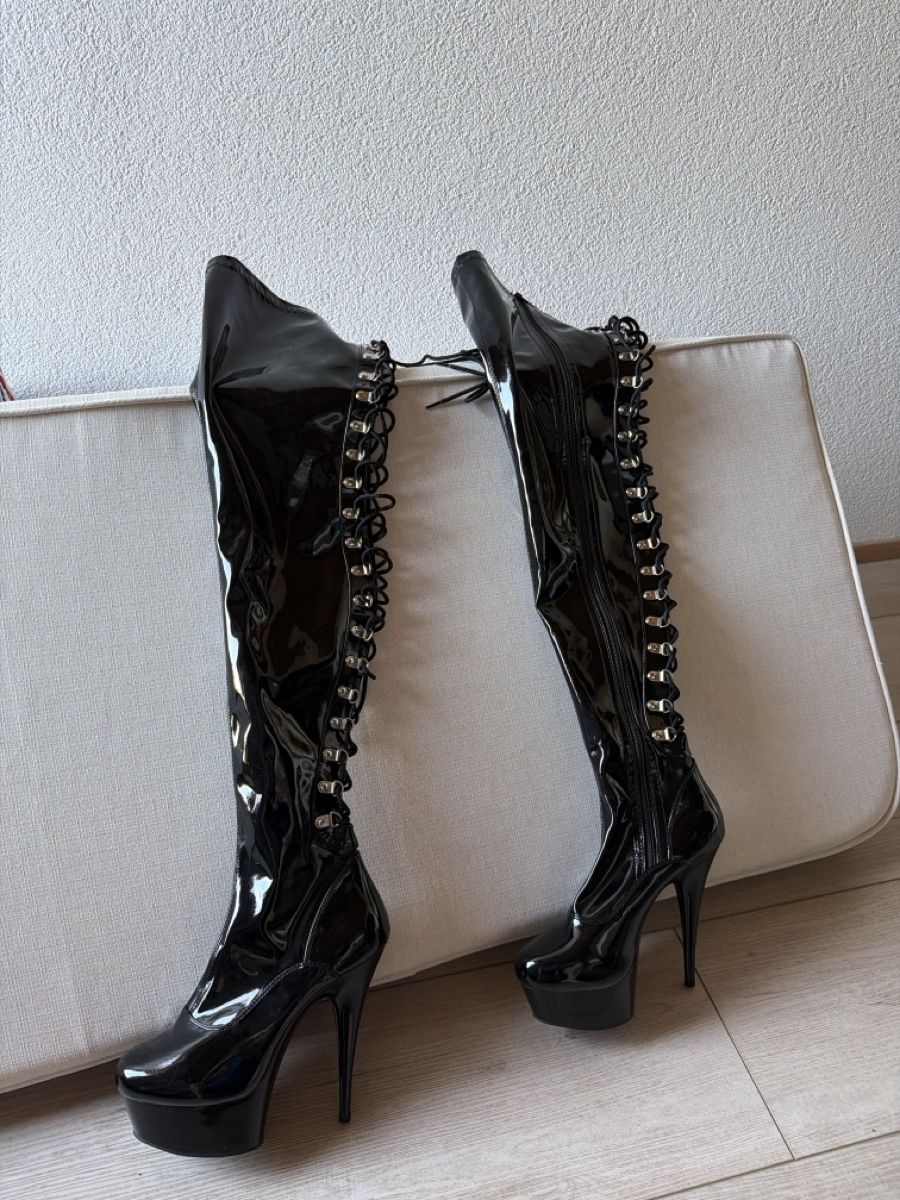 Scarpe da donna: Bottes cuissardes Pleaser plateforme noir  – Usato da La Chaux-de-Fonds venduto da Menc23