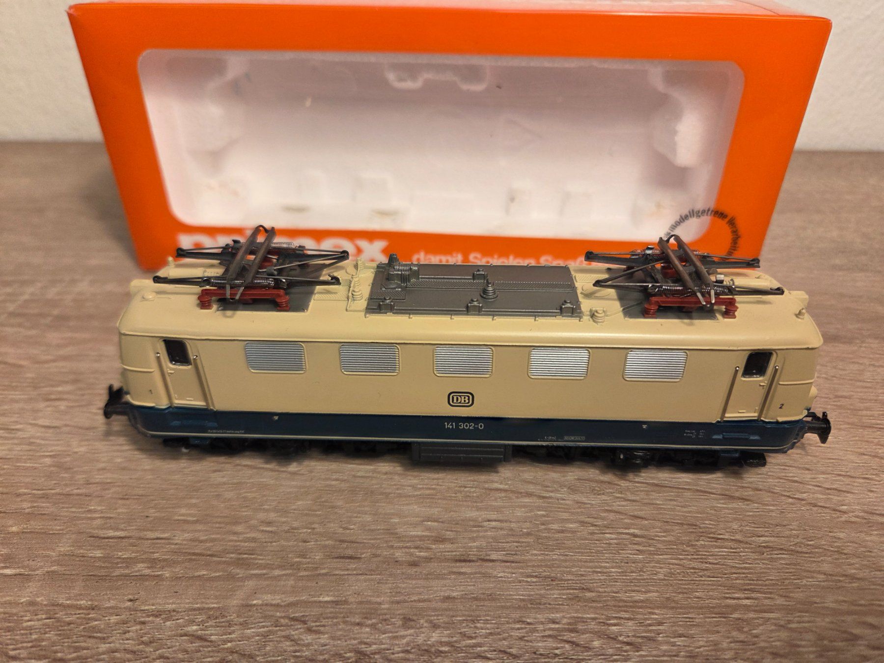 Märklin Modellini di ferrovie: Primex 3199 E-Lok BR 141 DB H0 – Nuovo e nell'imballaggio originale da St-Aubin-Sauges venduto da Lo_Go 4