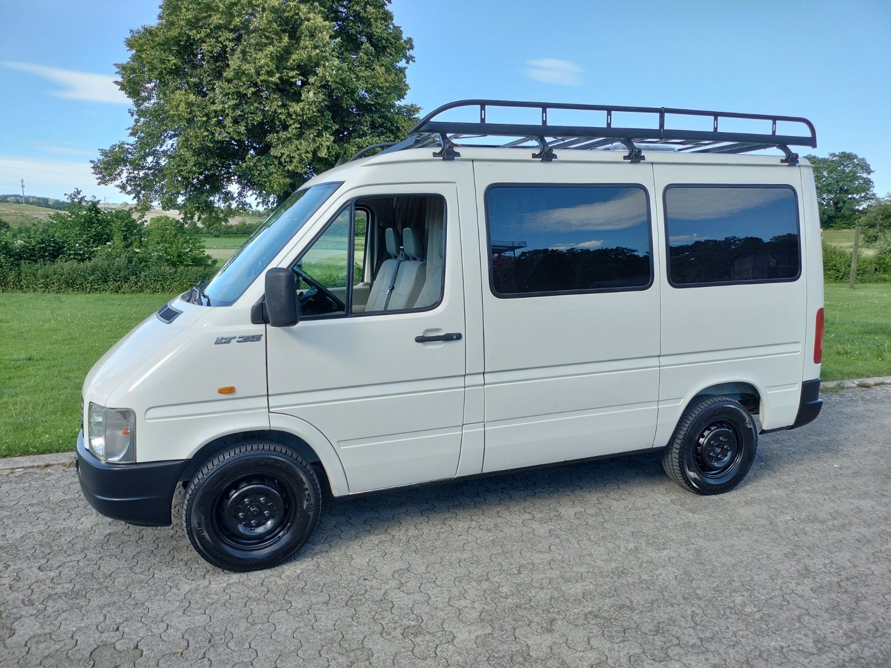 VW Camping Fahrzeuge: VW LT35 Camper, kurze Version ab MFK – Gebraucht aus Sempach von Klara9 1