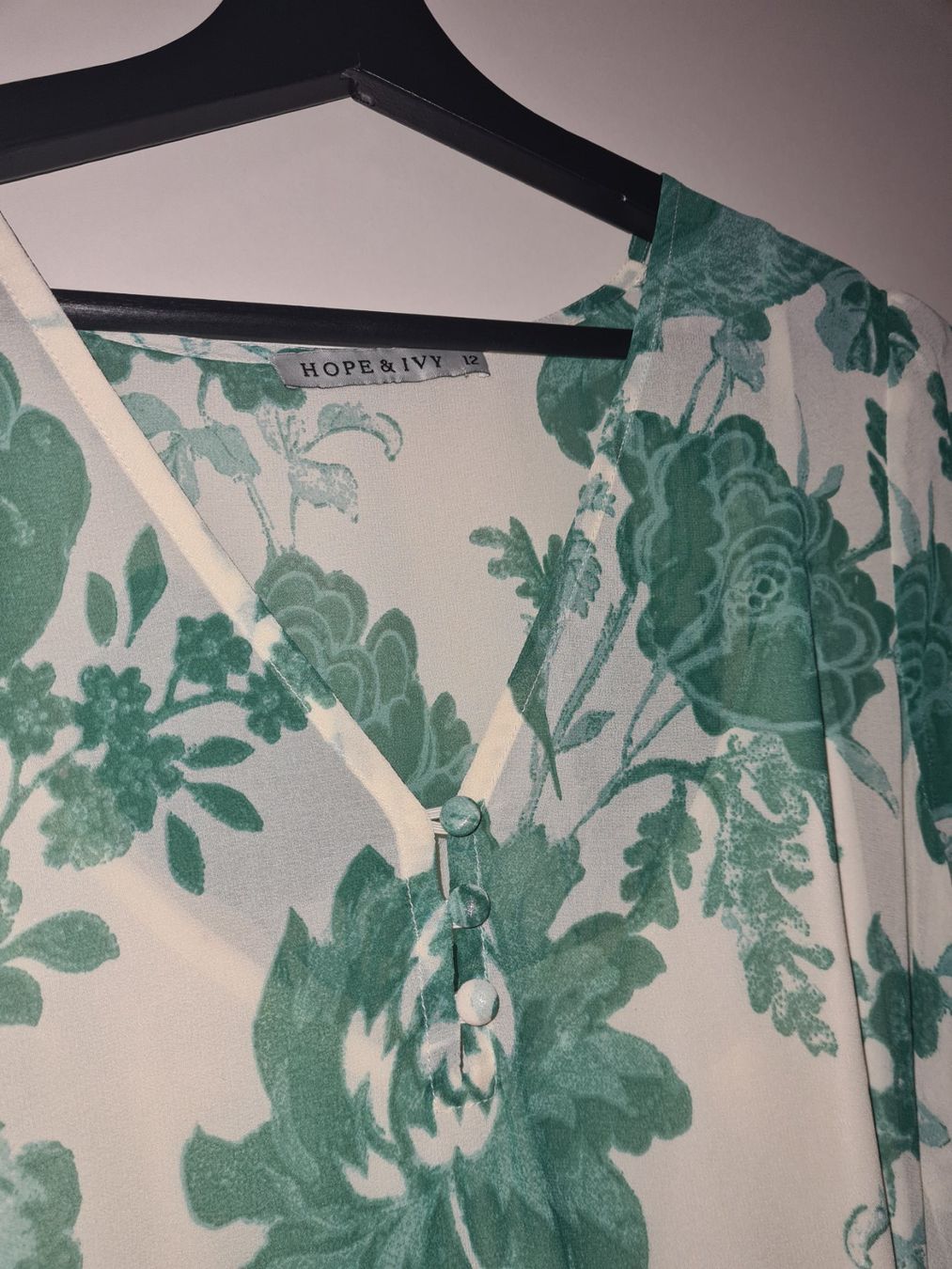 Kleider: Sommerliches Maxikleid mit Blumenmuster, Grösse 12 – Gebraucht aus Zürich von Aya28 3