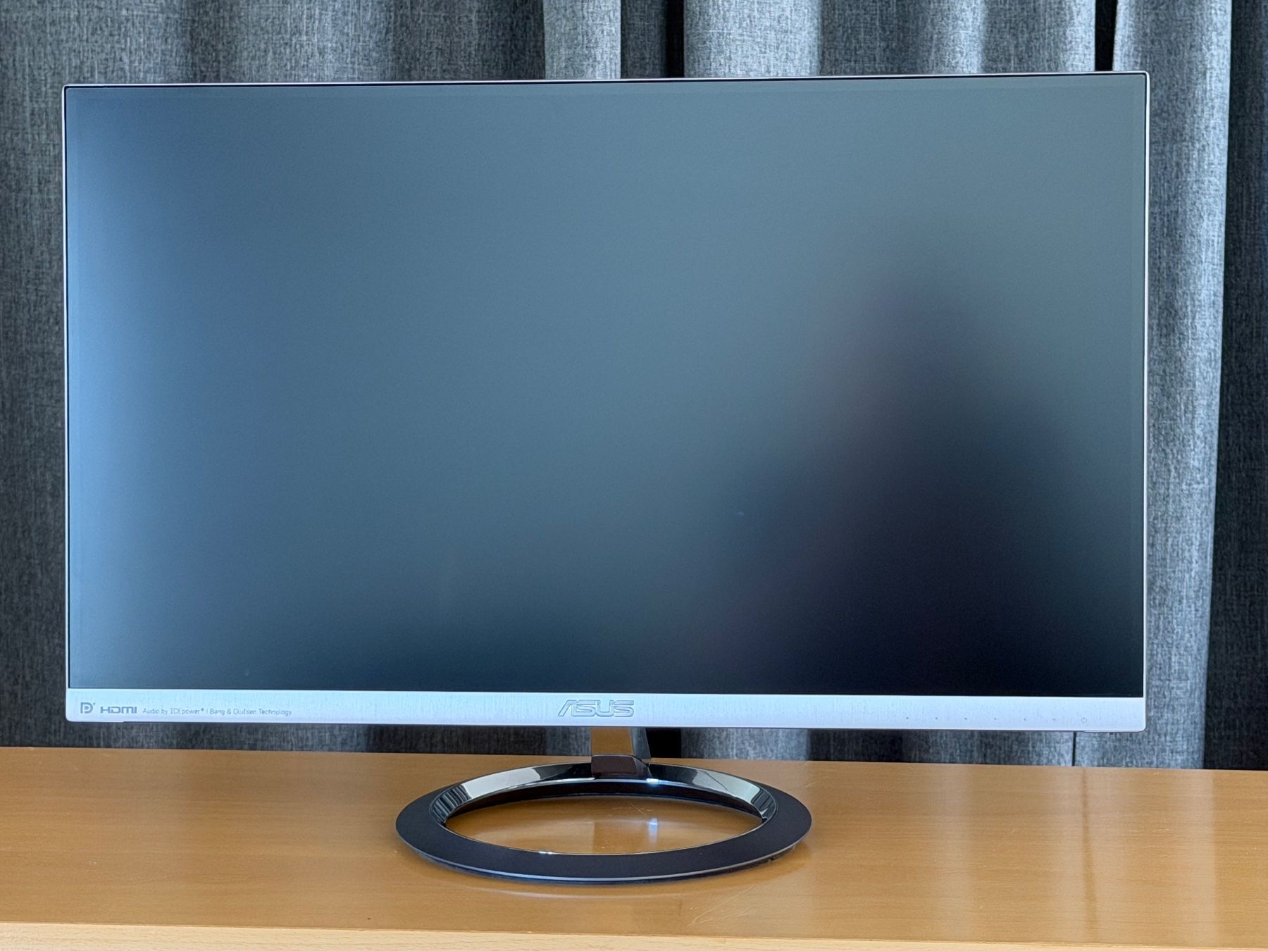 Asus Monitore: Moniteur 25" Asus Designo 2560x1440 – Gebraucht aus Uster von Mcollette