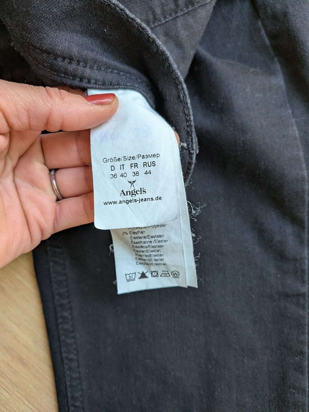 Angels Jeans: NEU: Angels Jeans Grösse 36 – Nuovo (secondo la descrizione) da Eschenbach SG venduto da SanFranciscoCalifornia 2