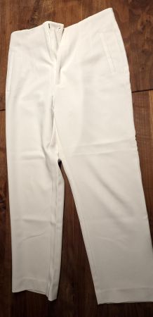 Stradivarius Stoffhose, weiss, Gr. 40