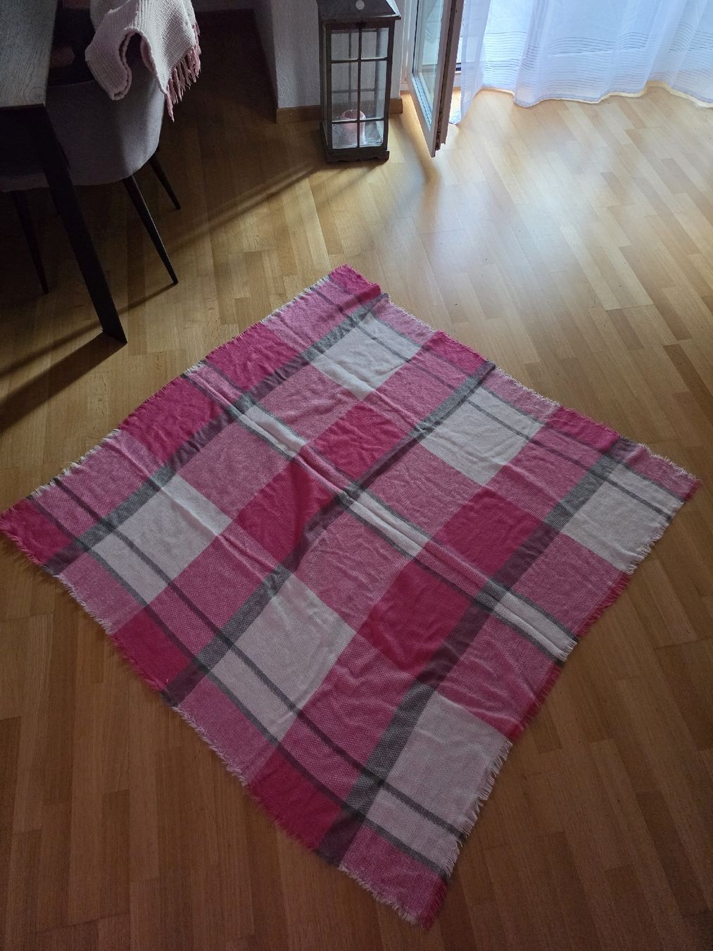 Foulards, Tücher & Schals: Übergrosser karierter Winterschal – Neu (gemäss Beschreibung) aus Bern von Monaluna