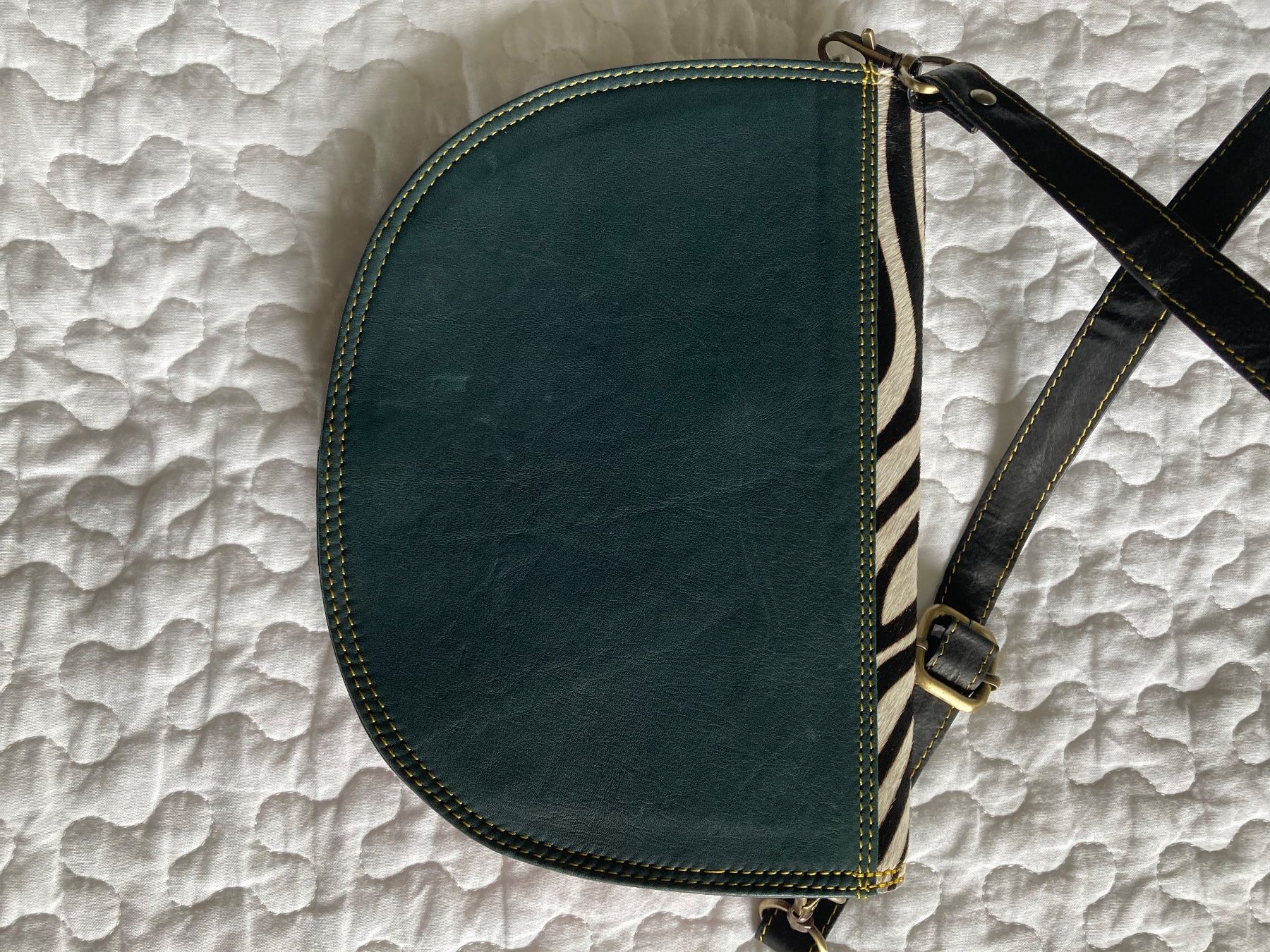 Borse da donna: Neue Lederhandtasche mit Zebramuster – Nuovo (secondo la descrizione) da Zäziwil venduto da kbr_jd95 2