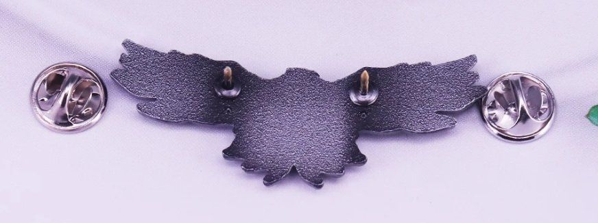 Harley-Davidson Broches & Aiguilles: Pin's Harley-Davidson Aigle Métal Argenté J122 – Neuf avec emballage d'origine à Allens par MADE.IN.ROCK.N.ROLL 4