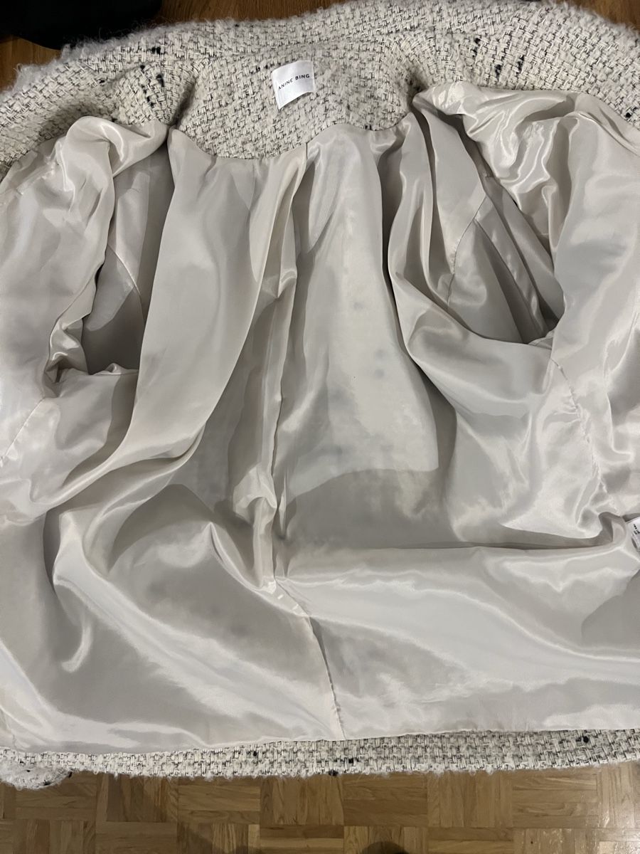Anine Bing Giacche: JOLIE VESTE ANNIE BING – Usato da Brügg BE venduto da traindenuit 2