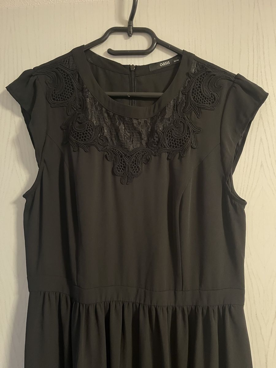 Vestiti: Oasis edles Damen Kleid mit Spitze Gr. 40 – Nuovo (secondo la descrizione) da Frauenfeld venduto da Repsol_Vani 3