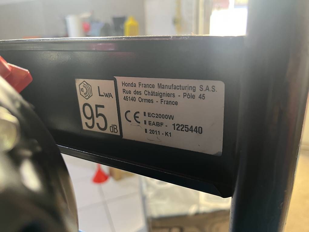 Honda Stromgeneratoren: Generatore Honda EC2000 – Gebraucht aus Vacallo von rao_x782 3