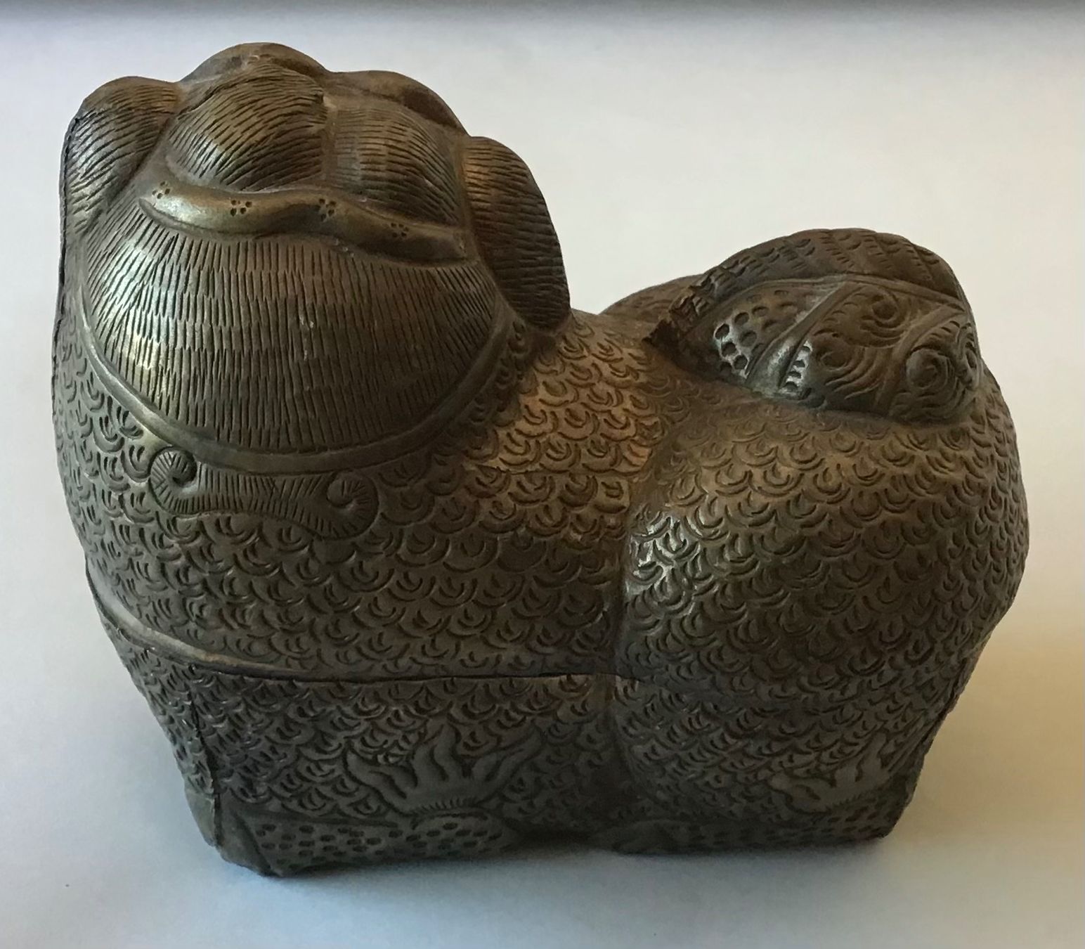 Statuette: Fu Hund - Dose – Usato da Bubendorf venduto da Alpenheidi 2