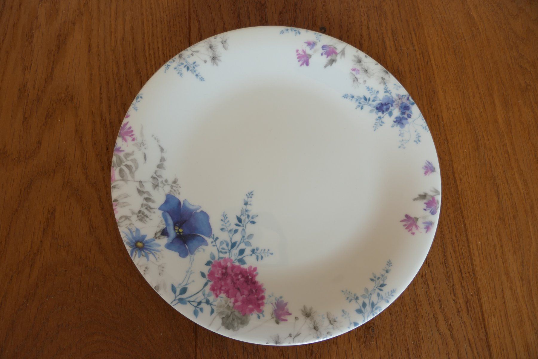 Set di piatti: Geschirrset 36 Teilig für 6 Personen Bone China Blumen Fleur – Nuovo e nell'imballaggio originale da ESCHENBACH SG venduto da MAKULU04 3