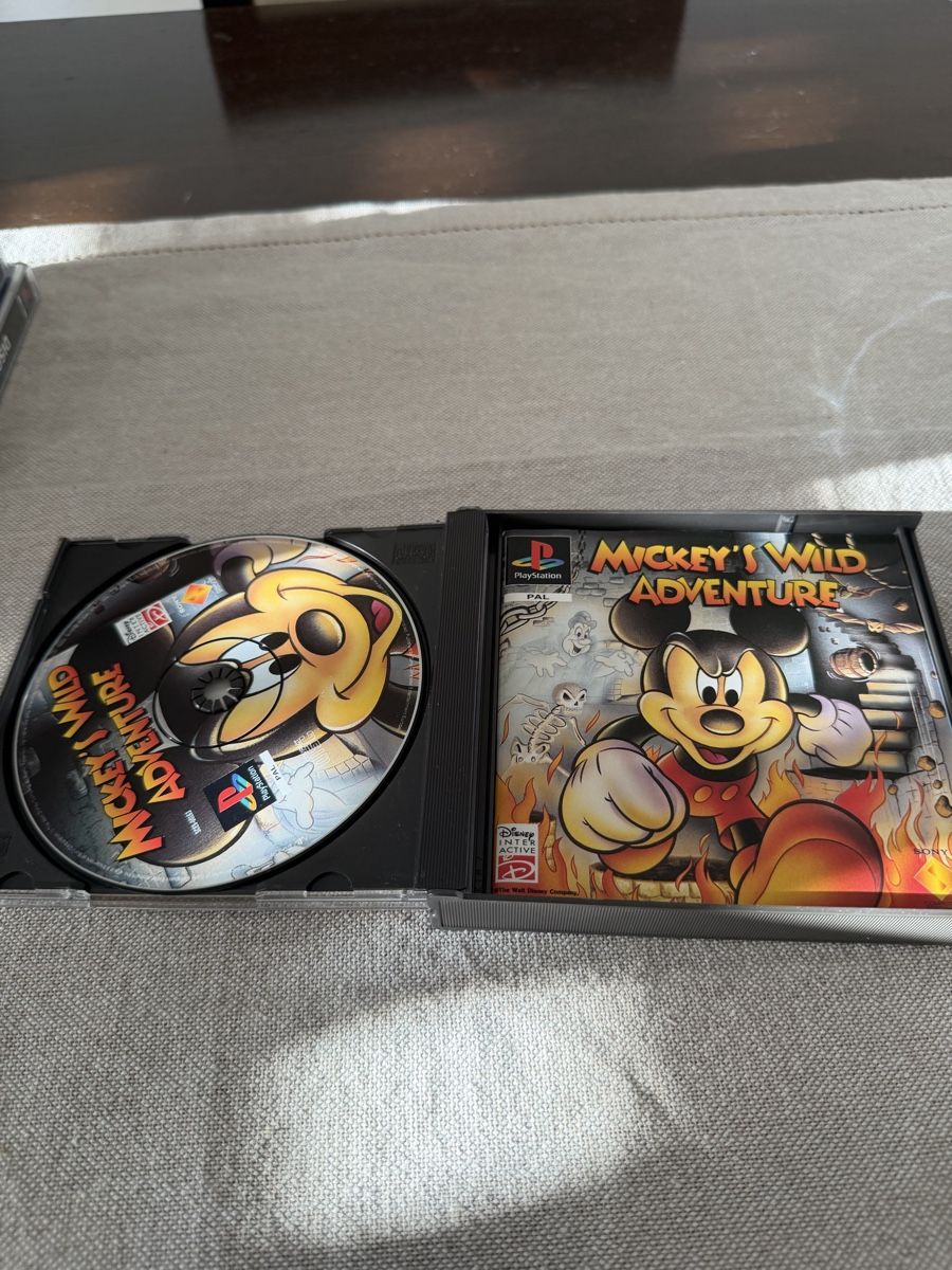Sony Giochi: Jeu PS1 Mickey's Wild Adventure version PAL complet – Usato da Fribourg venduto da xNesKuiQ 1