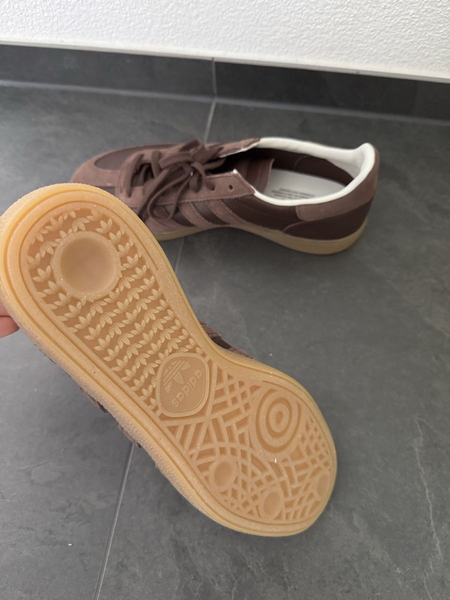 Adidas Herrenschuhe: Adidas SPEZIAL US 9 EU 42.5 – Neu und originalverpackt aus Derendingen von Happyever 2