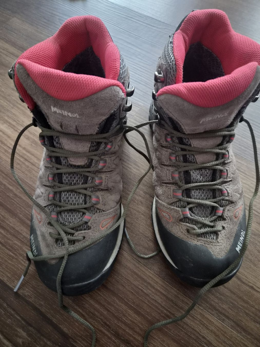 Meindl Scarpe per ragazzi: Meindl Wanderschuhe Gr. 36 – Usato da Altishofen venduto da tammy05