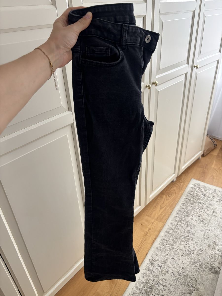 Calzedonia Jeans: Calzedonia Flared Streched Jeans Size S NP: 64.- – Nuovo (secondo la descrizione) da Horgen venduto da lme_8kj7 2