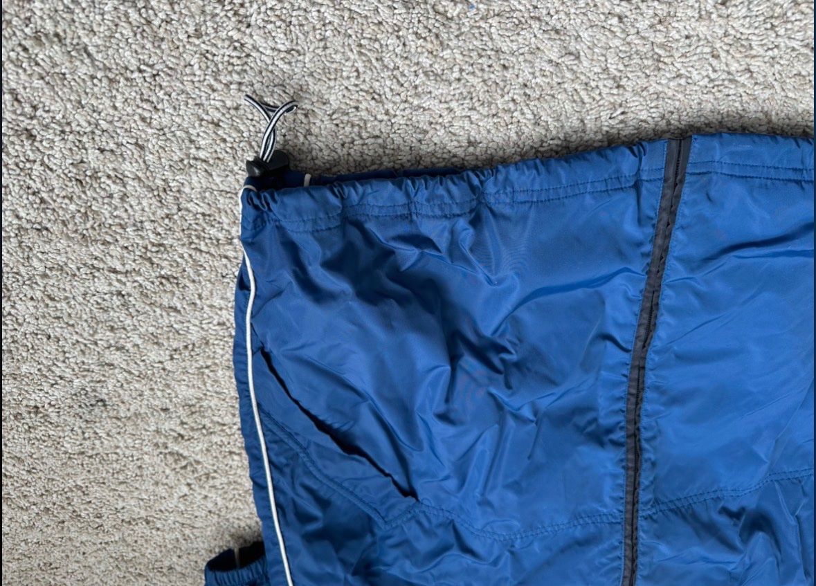Nike Giacche: Nike Trainingsjacke/Windjacke, Grösse L – Usato da Basel venduto da olo..ir 4
