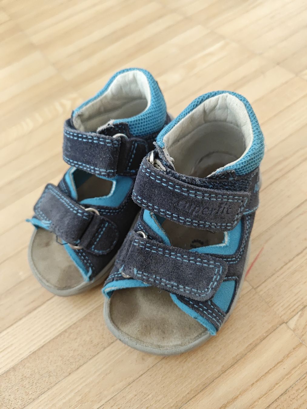 Scarpe per ragazzi: Sandalen – Usato da Ortschwaben venduto da _MELU_ 1