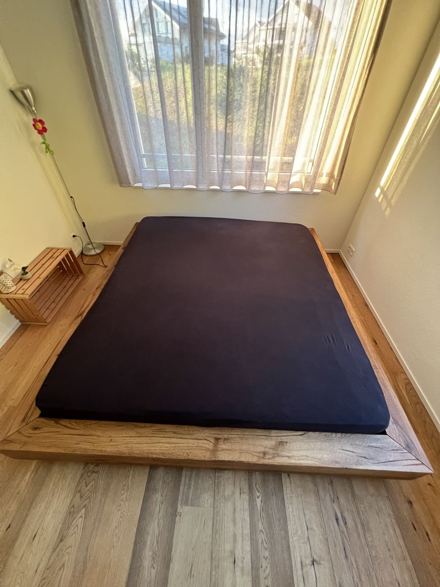 Letti: Balkenbett Holzbett 180x200 – Usato da Küssnacht am Rigi venduto da Bluecorrado88 7