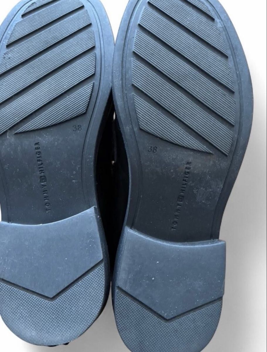 Tommy Hilfiger Scarpe da donna: Leder Loafers Tommy Hilfiger – Nuovo (secondo la descrizione) da Oberglatt ZH venduto da loved.again.ch 2