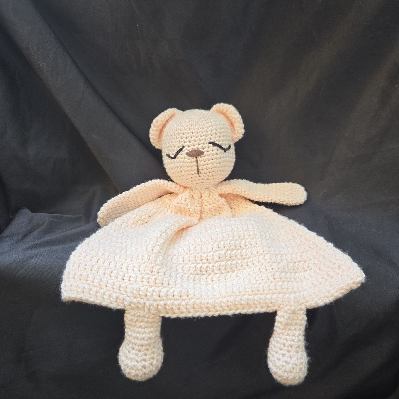 Spielzeuge: Gehäkeltes Schlaftuch Teddy Lisa – Neu (gemäss Beschreibung) aus Mönthal von JanNeu1985