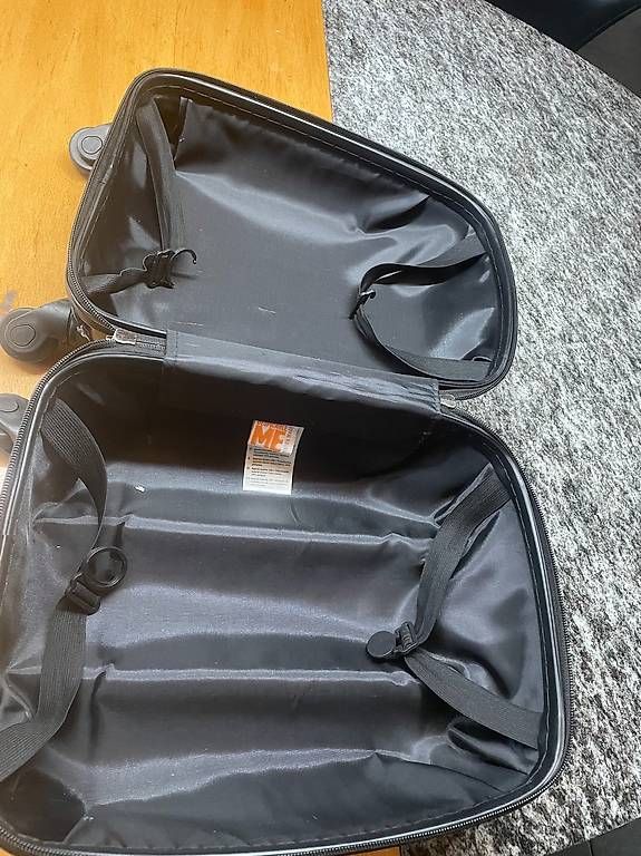 Valigie: Rollkoffer für Kinder – Usato da Wengi b. Frutigen venduto da Tomaeg0 2