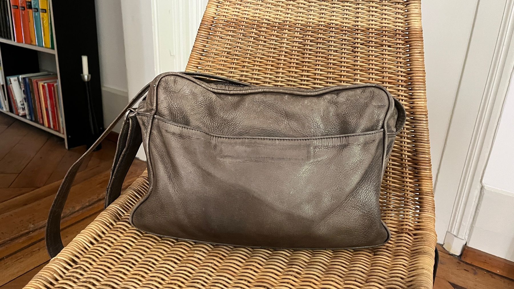Kleinbasel Borse da donna: Design - Ledertasche Kleinbasel – Usato da Luzern venduto da Dorne 2