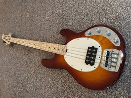 Bass Music Man Stingray 1992 – Sunburst Maple, 3EQ