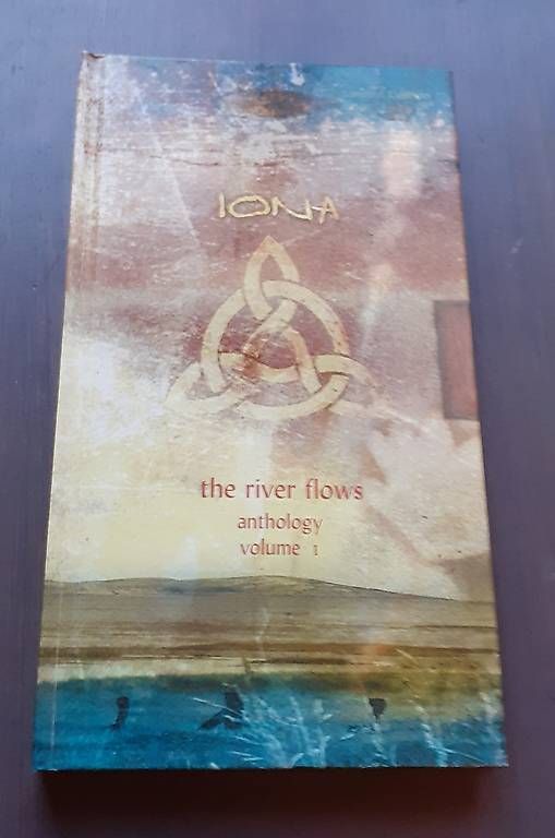 CD: Coffret de 4 CD Iona – Usato da vevey venduto da isagh