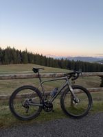 Orbea Avant shimano 105 carbon wheels Newmen Advanced A.50