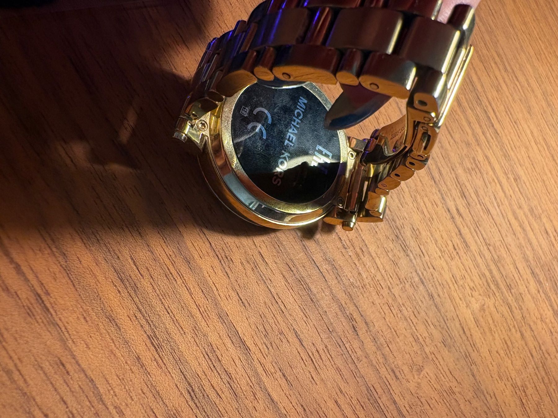 Michael Kors Smartwatch: Smartwatch Michael Kors Damen – Défectueux à Ehrendingen par leoman18 2