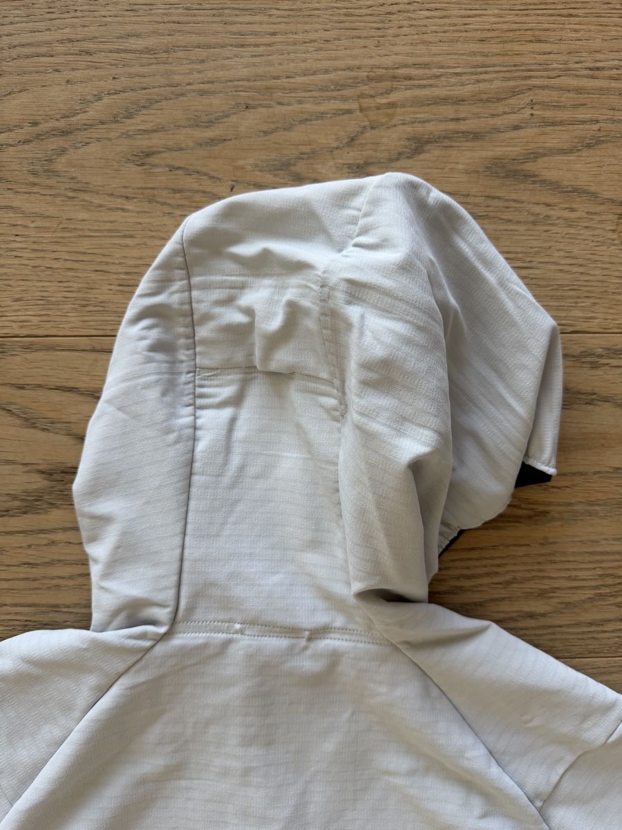 Pulls & Sweat-shirts: On Pace Hoodie M - neu – Neuf avec emballage d'origine à Zürich par z00mie 3