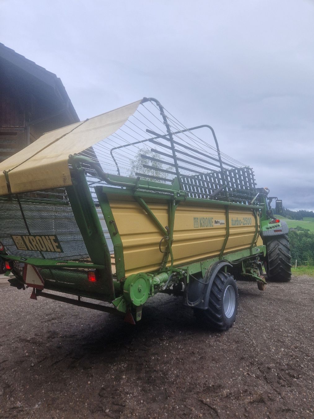 Krone Tutte le macchine: KRONE Ladewagen – Usato da Sumiswald venduto da ForstCounty 7