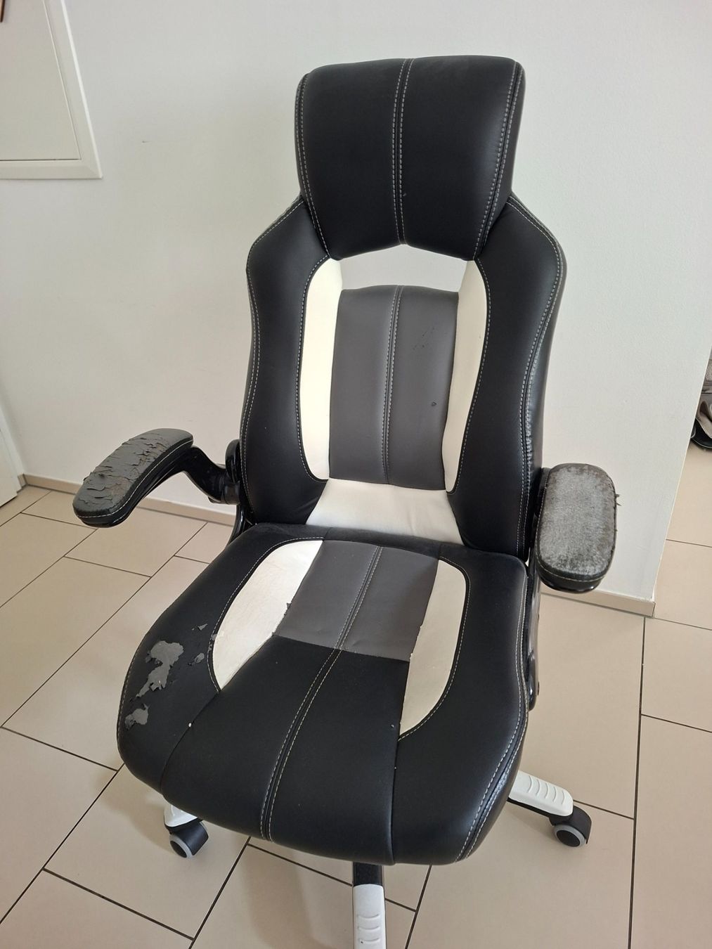 Poltrone: Gamingstuhl – Usato da Rorschacherberg venduto da ber_882n 1