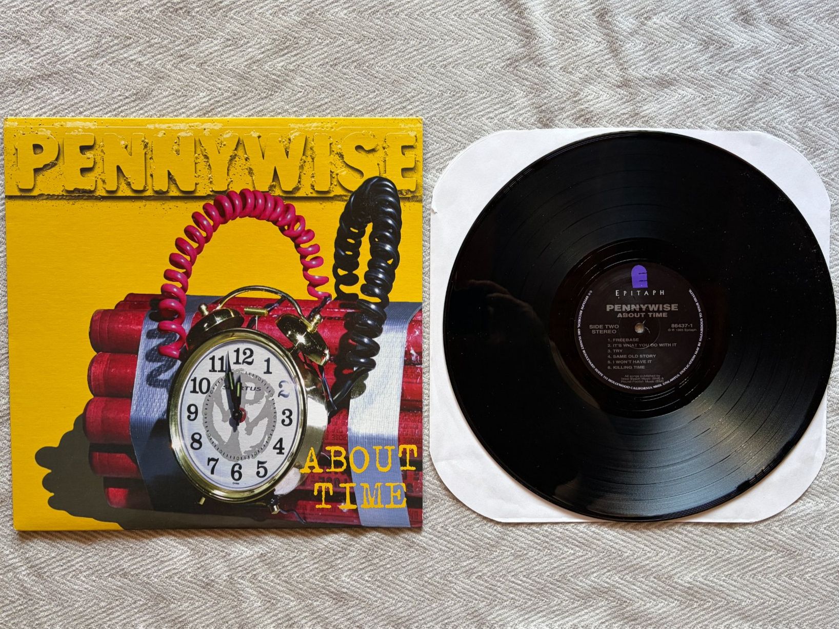 Dischi in vinile: PENNYWISE – About Time - 1995 Vinyl – Usato da Aarberg venduto da umearocks