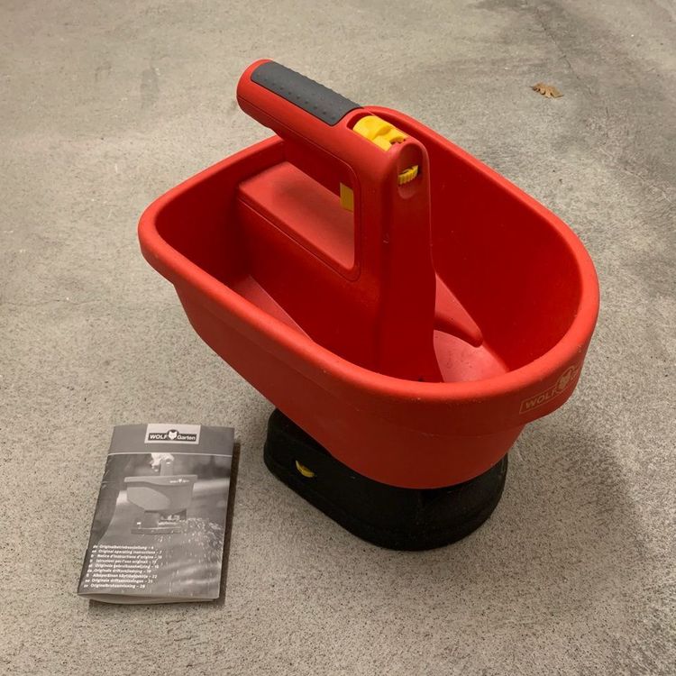 Rutschfester Handstreuer Fr Dnger, Granulat & Streusalz  Praktischer  Gartenstreuer Mit Ergonomischem Griff