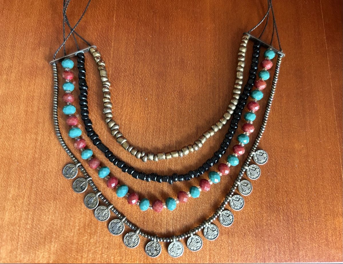 Catenine: Wunderschöne, 4-lagige Statement-Kette – Nuovo (secondo la descrizione) da Stäfa venduto da yumai1