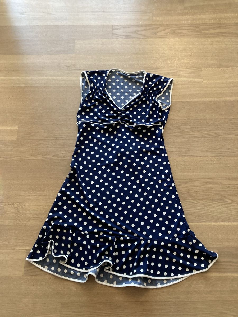 Kleider: Retro Kleid passt bei S (evtl auch M) – Gebraucht aus Gutenswil von Miania04