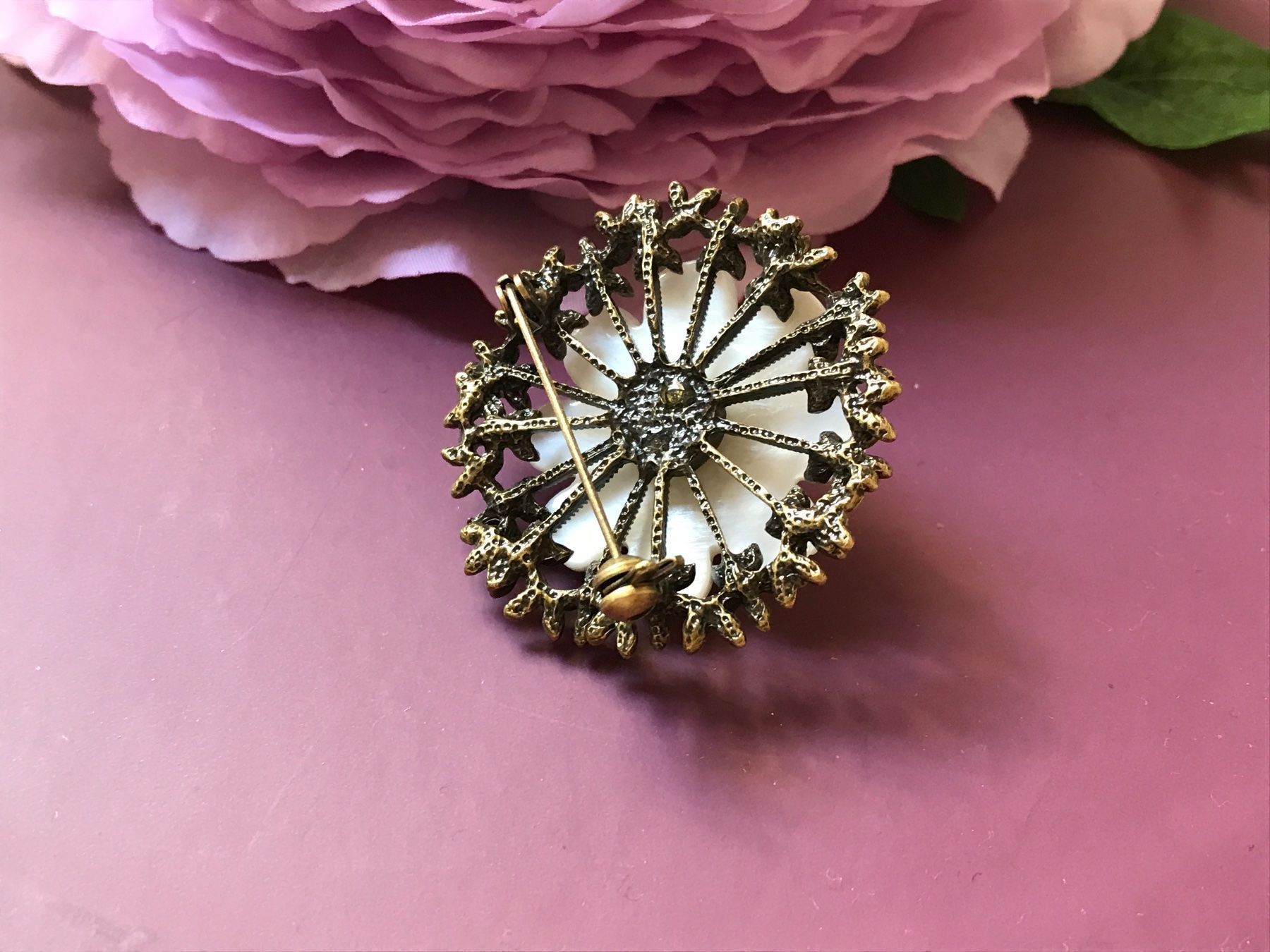 Broches & Aiguilles: Schöne Blumen Brosche – Neuf (Voir description) à Seon par Sunny-Schmuck78 2