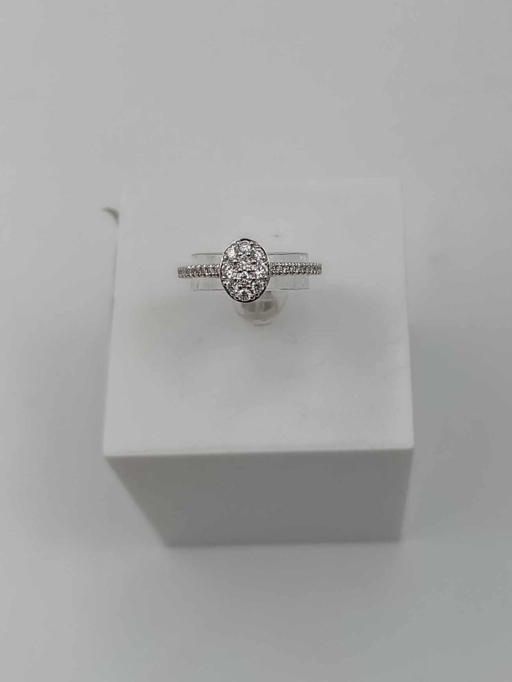 Ringe: DIAMANTRING IN 750 WEISSGOLD – Gebraucht aus Luzern von EdiGem 4