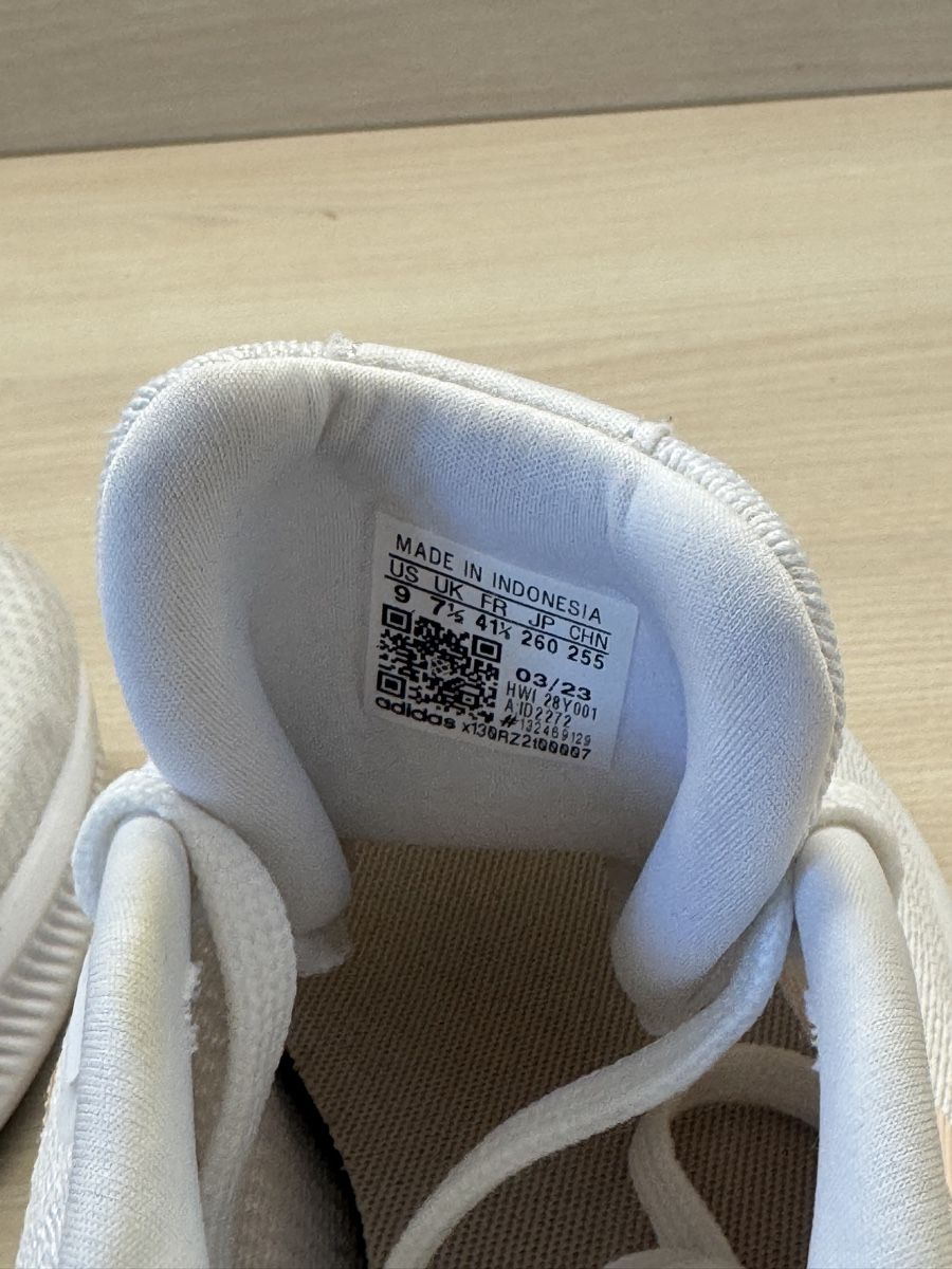 Adidas Chaussures femmes: Adidas Running Shoes Cloudfoam White – D'occasion à Clarens par Ian_calvin 4