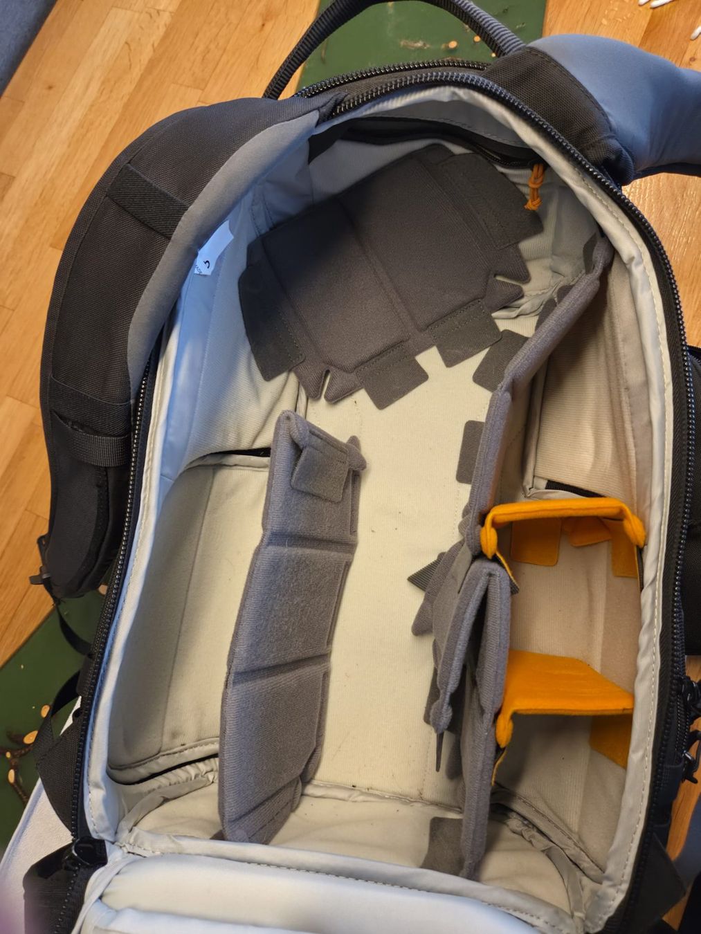 Lowepro Zaini: Lowepro ProTactic BP 350 AW II Rucksack – Usato da Schöfflisdorf venduto da Usserdorf 1