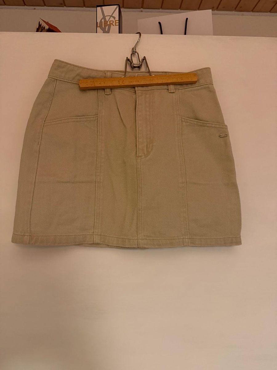 Gonne: Sommerlicher Jeansrock von Pull&Bear, Grösse M, beige – Usato da Hochdorf venduto da a.patricia