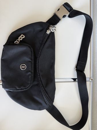 Bogner Gürteltasche in Schwarz - Praktisch für Unterwegs!