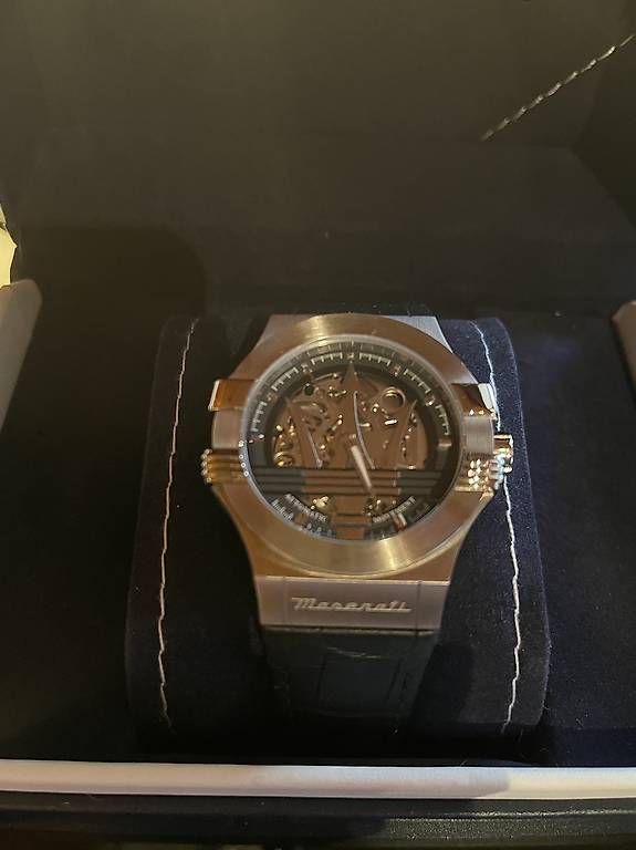 Orologi: Montre Maserati Potenza neuve  – Usato da Montana venduto da sfs_qy6d 1