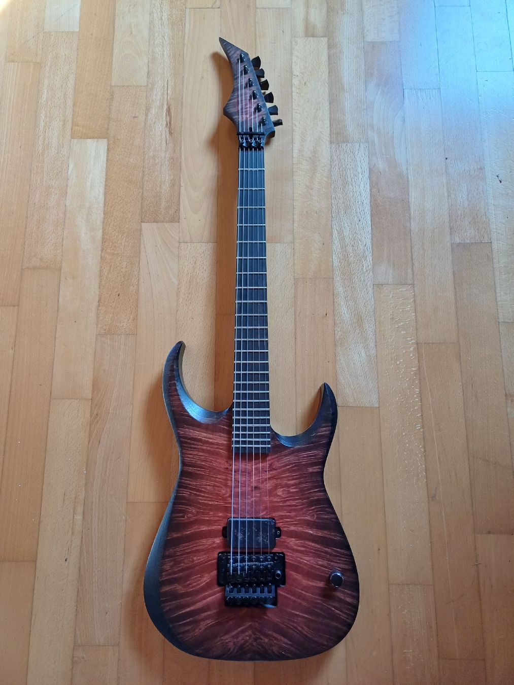 Strumenti musicali: Custom Detonator Gitarre – Usato da Lohn-Ammannsegg venduto da kill-bidi 1