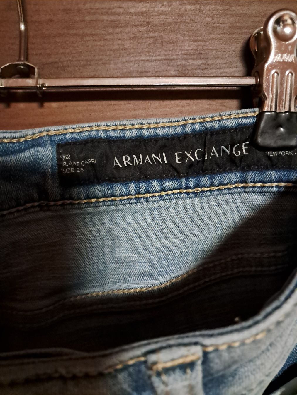 Armani Jeans: Armani Jeans W25 34 / 7/8 länge Bootcut  – Usato da Kefikon TG venduto da theratpack20 1