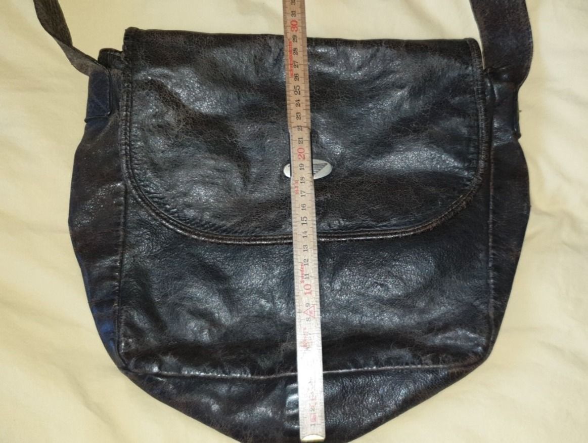 Borse da donna: Tasche Leder vintage – Difettoso da Gwatt (Thun) venduto da Letzte-Chance-III 3