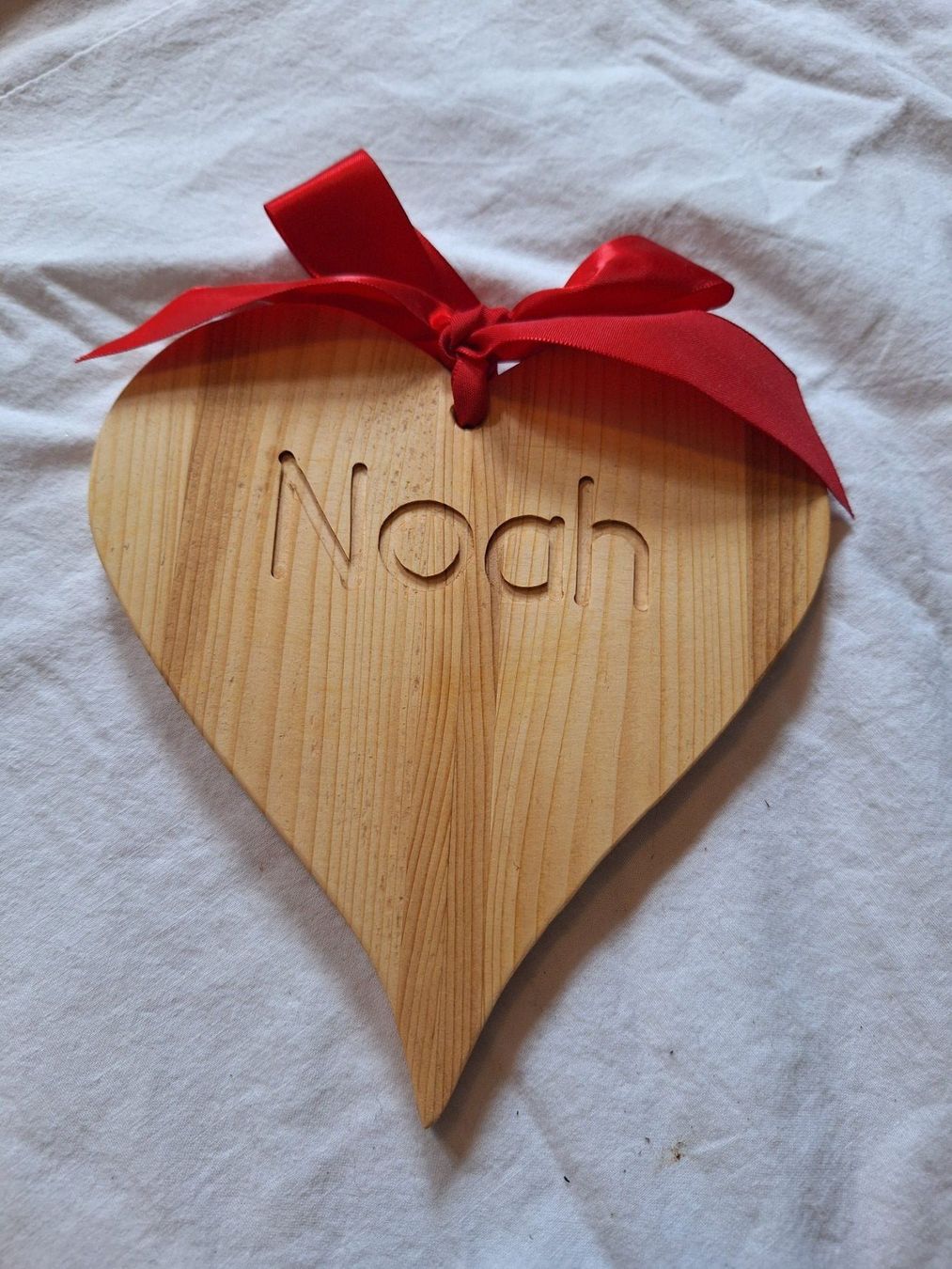 Alle Dekorationen: Holzherz mit Name Noah – Gebraucht aus Winterthur von pf02