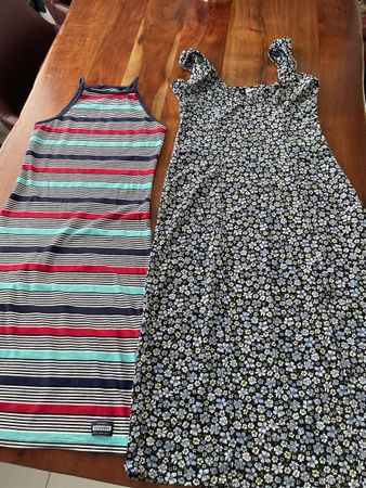 2 Sommerkleider: H&M Blumenmuster, Superdry gestreift gr.38